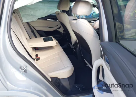 2025 BMW X4 xDrive30I z USA, uszkodzony, nr VIN 5UX33DT00S9015327